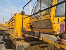 XCMG Official High Efficiency Second Hand Lifting Machinery XGC130 Mobile Crawler Crane Price